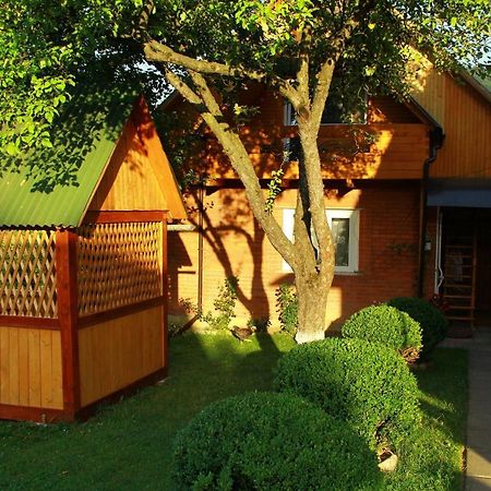 У Андрія Hotel Yaremche Eksteriør billede