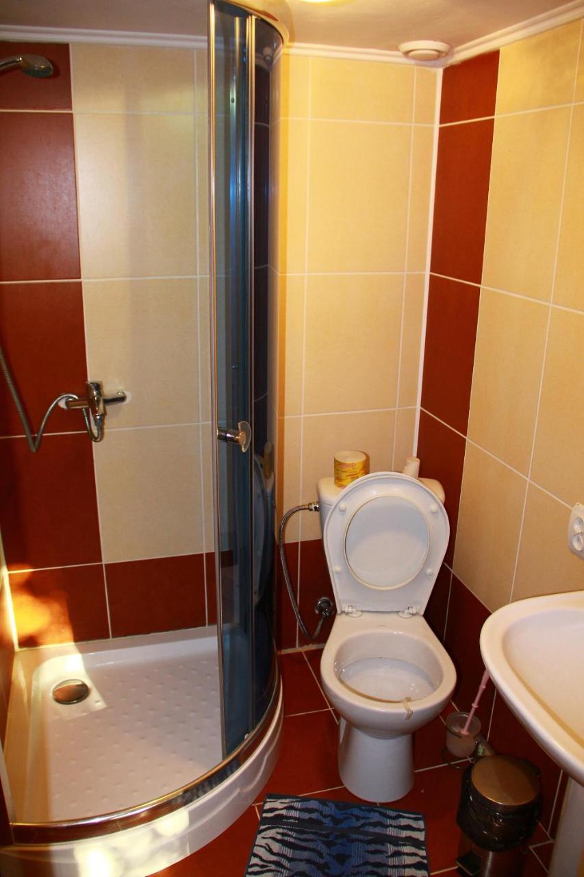 У Андрія Hotel Yaremche Eksteriør billede