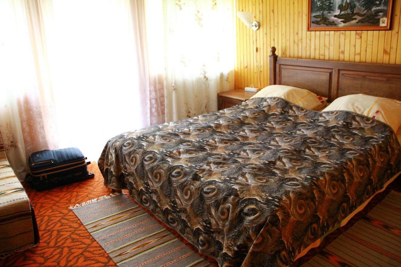 У Андрія Hotel Yaremche Eksteriør billede